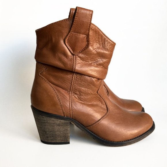 Aldo Caramel Brown Leather Boots, Western Almond Toe Heeled Cowboy Boots, sz 36 - Picture 3 of 7